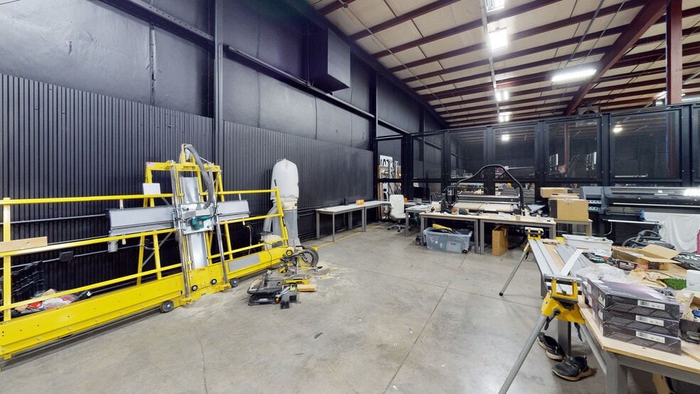 More Photos Of 3990 Sam Wilson Rd, Charlotte Warehouse For Lease