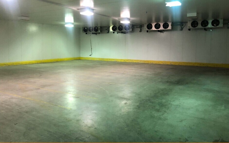 More Photos Of 1371 FM 1346, La Vernia Warehouse For Sale