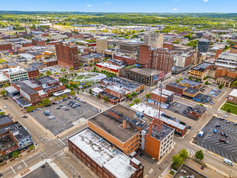 More Photos Of 324 Cleveland Ave, Canton Office For Sale