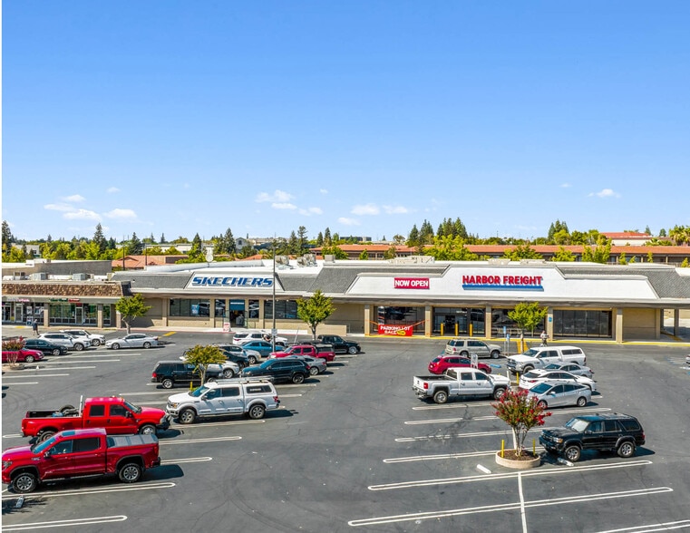 More Photos Of 1617 Douglas Blvd, Roseville Freestanding For Sale