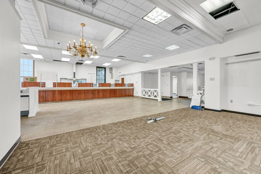 More Photos Of 159 Greenwood Ave, Bethel Bank For Sale