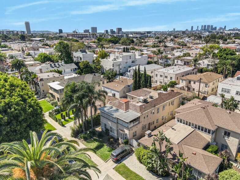 More Photos Of 461 N Vista St, Los Angeles Apartments For Sale