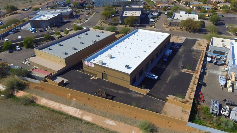 More Photos Of 23439 N 35th Dr, Glendale Distribution For Lease