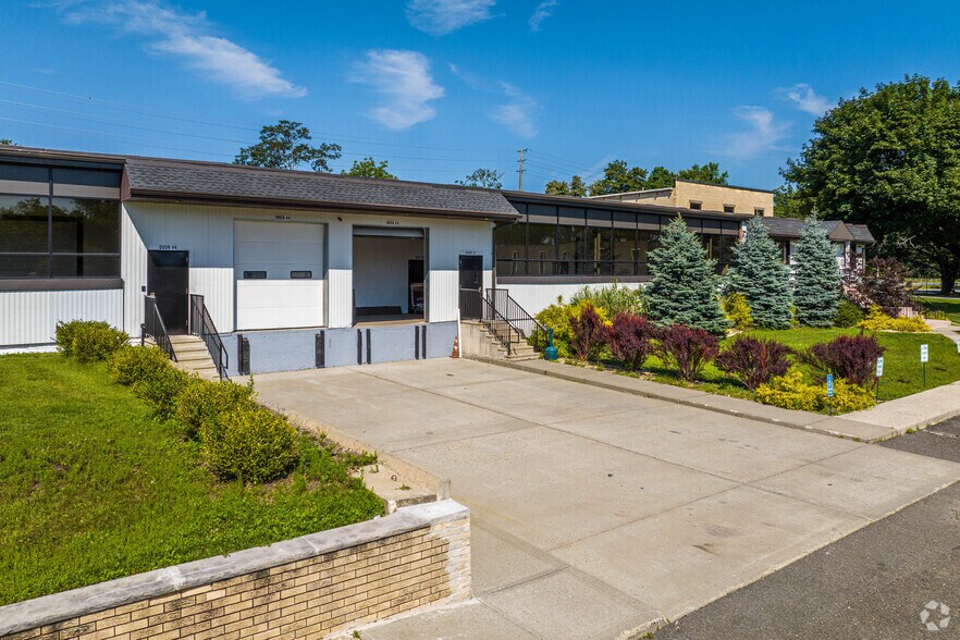 More Photos Of 101 Alexander Ave, Pompton Plains Warehouse For Lease