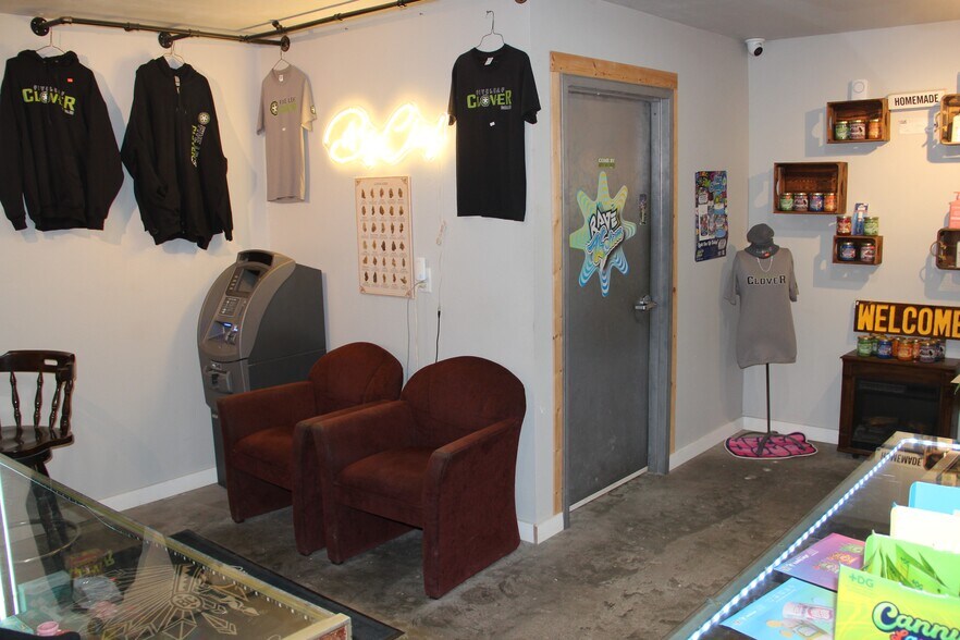 More Photos Of 210 E Fourth St, Colome Freestanding For Sale