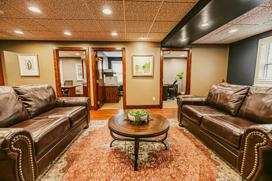 More Photos Of 1507 Monroe Ave, Rochester Office For Sale