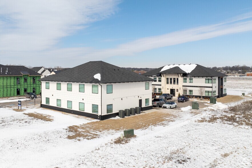 More Photos Of 7647 E 126th St S, Bixby Office For Lease