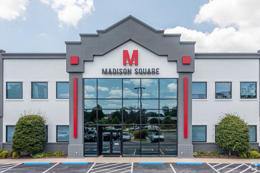 More Photos Of 1116 S Walton Blvd, Bentonville Office For Lease