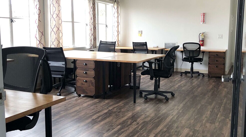 More Photos Of 4379 30th St, San Diego Coworking Space