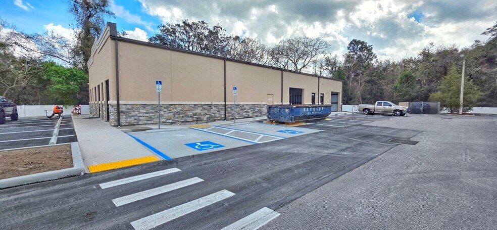 More Photos Of 10070 Hudson Ave, Hudson Flex For Lease