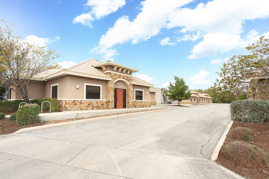 Primary Photo Of 8860 Oakland Rd, San Antonio Office For Sale