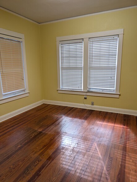 More Photos Of 1427 E Fort King St, Ocala Flex For Sale