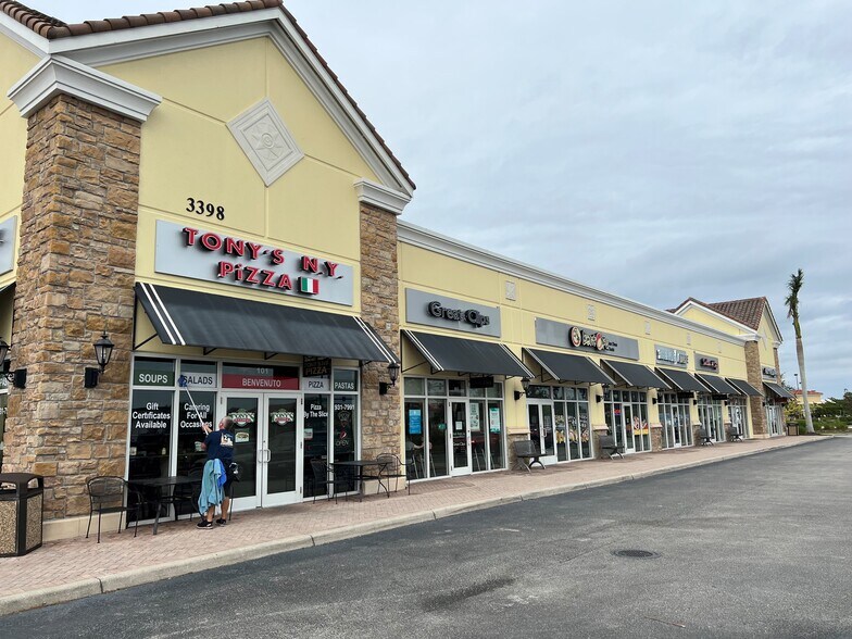 More Photos Of 3398 Forum Blvd, Fort Myers Storefront Retail Office For Lease