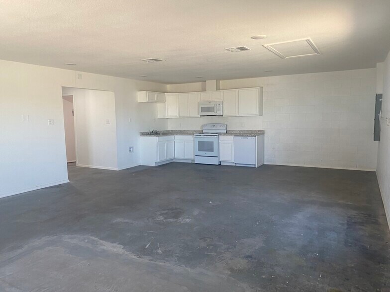 More Photos Of 12494 Montana Ave, El Paso Office For Lease