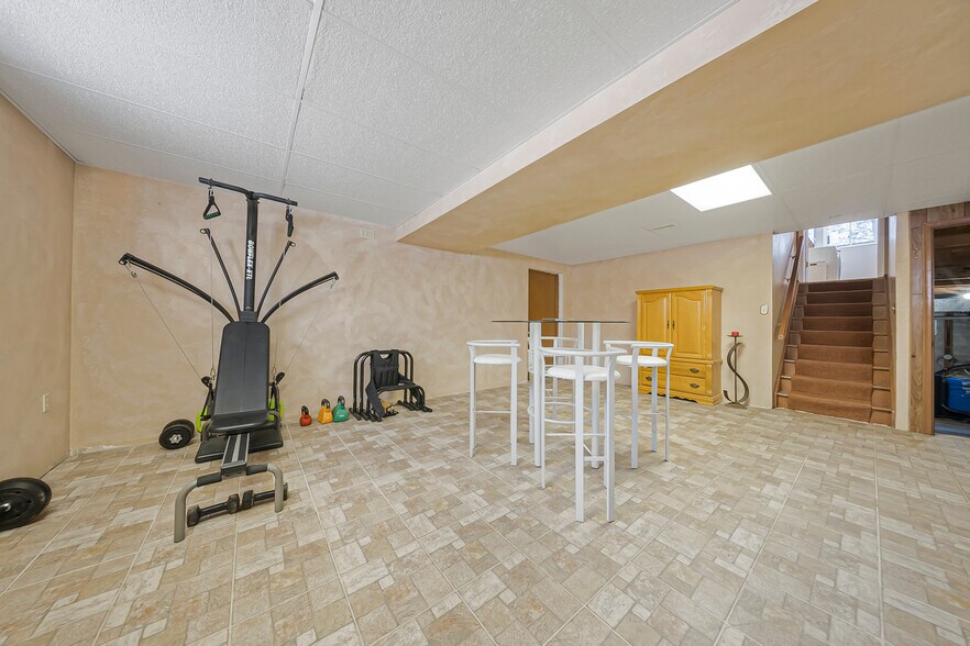 More Photos Of 4871 Wellington Road 29, Guelph Warehouse For Sale