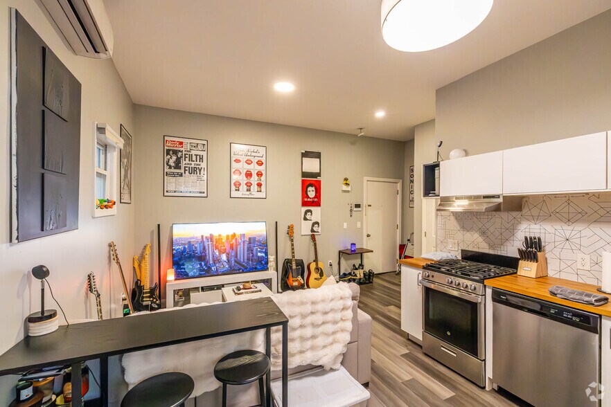 More Photos Of 1074 Summit Ave, Jersey City Apartments For Sale