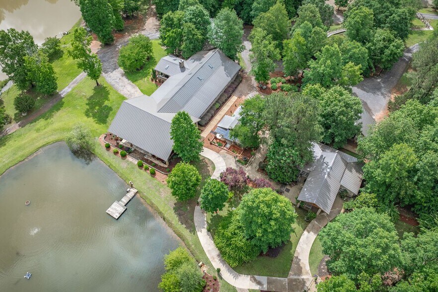 More Photos Of 1530 Buck Hill Rd, Ridgeway Industrial For Sale