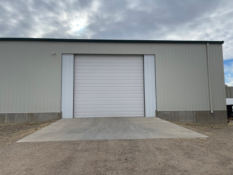 More Photos Of 78 N Silicon Dr, Pueblo Light Distribution For Lease