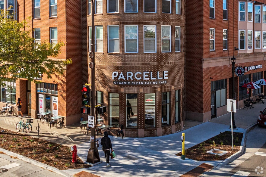 More Photos Of 24 University Ave NE, Minneapolis Office For Lease