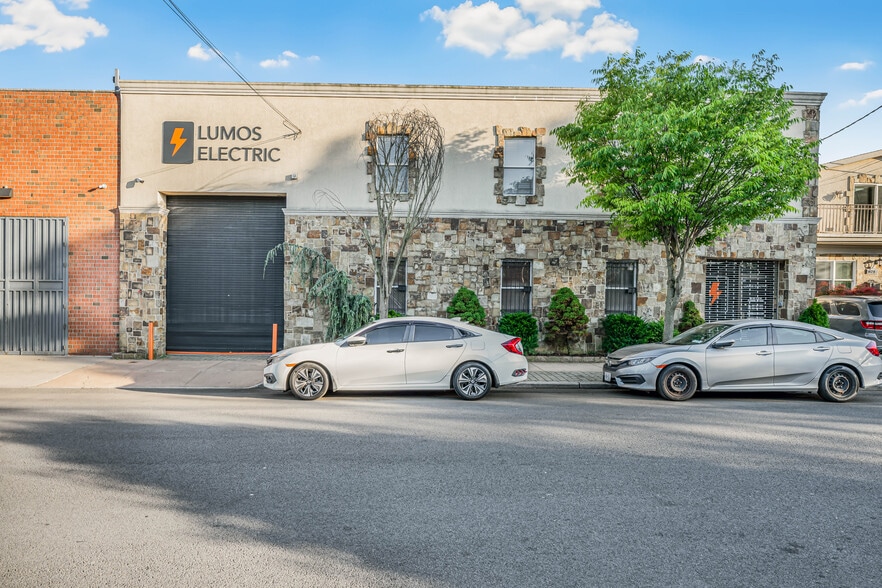 More Photos Of 162-20 77th Rd, Flushing Light Manufacturing For Sale