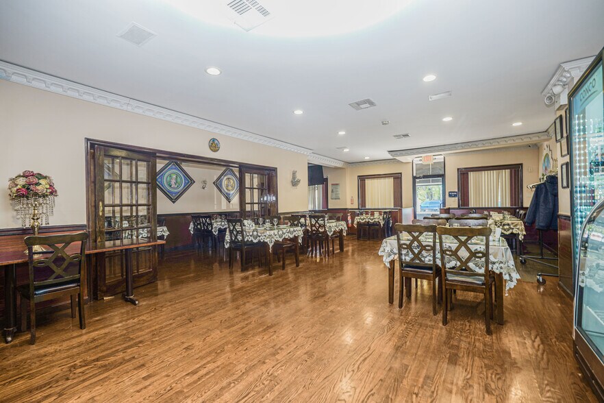 More Photos Of 1969 Bath Ave, Brooklyn Specialty For Sale