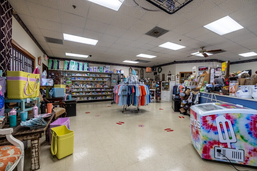More Photos Of 6000 Joe Frank Harris Pky NW, Adairsville Healthcare For Lease