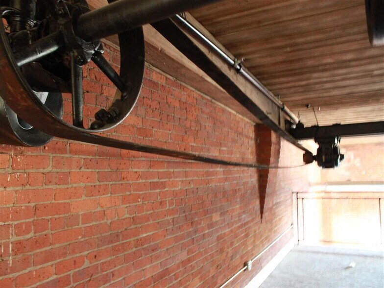 More Photos Of 99 Main St, Warren Apartments For Lease