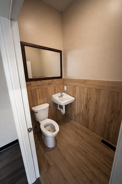 More Photos Of 5818 Big Tree Rd, Livonia Restaurant For Lease