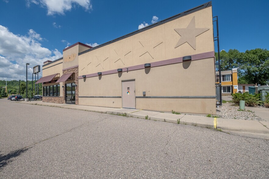 More Photos Of 101 W Lind St, Mankato Fast Food For Lease
