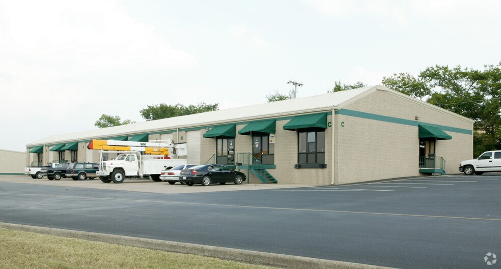 More Photos Of 1416 Antioch Pike, Nashville Light Manufacturing For Lease