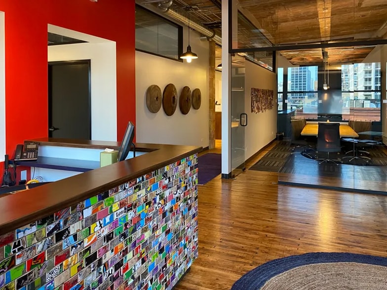 More Photos Of 215 W Ontario St, Chicago Office For Lease