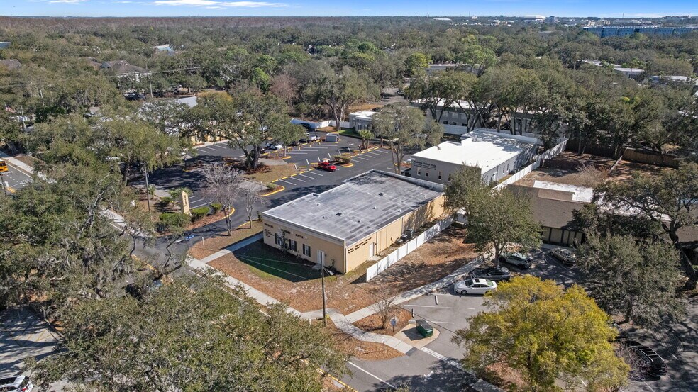 More Photos Of 14522 University Point Pl, Tampa Medical For Sale