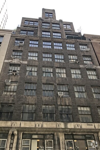 More Photos Of 323-325 W 37th St, New York Office For Lease