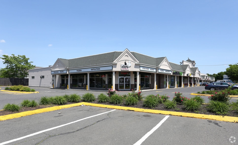 Primary Photo Of 1128-1148 New Britain Ave, West Hartford Storefront For Lease