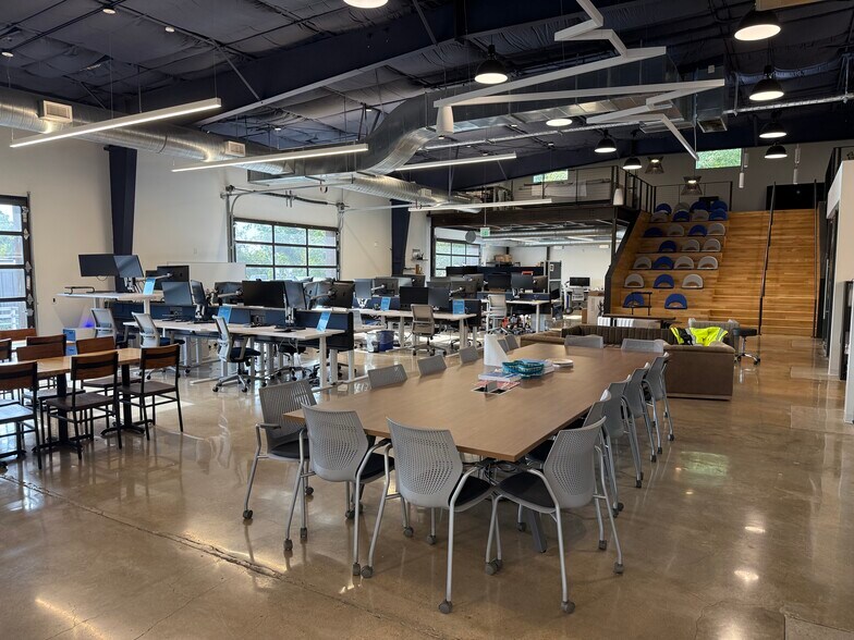 More Photos Of 2803 Manor Rd, Austin Office For Lease