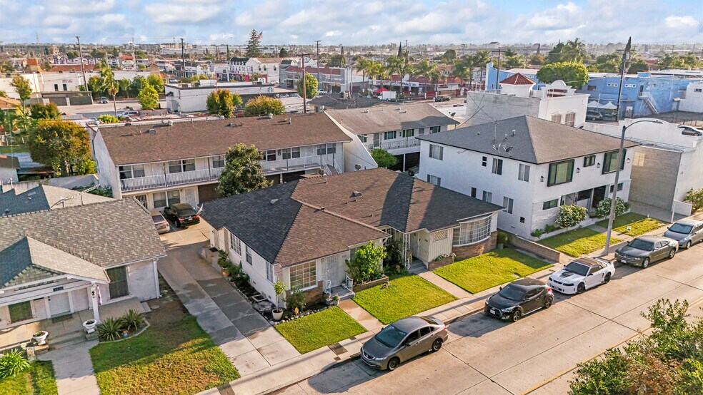 More Photos Of 2616 Broadway, Huntington Park Apartments For Sale