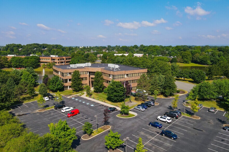 More Photos Of 1525 Valley Center Pky, Bethlehem Unknown For Lease