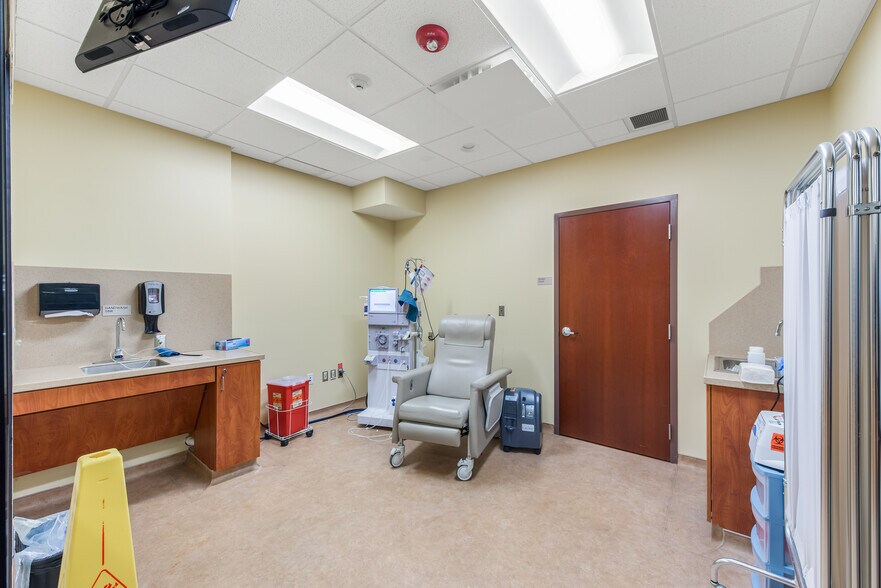 More Photos Of 2202 Jordan Rd SW, Fort Payne Medical For Sale