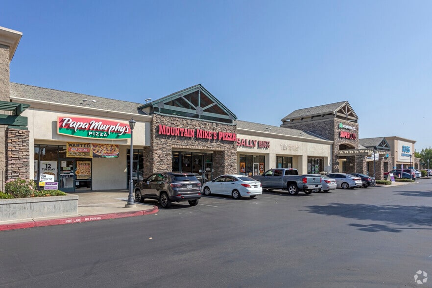 More Photos Of 1611 E Hatch Rd, Ceres Storefront For Lease