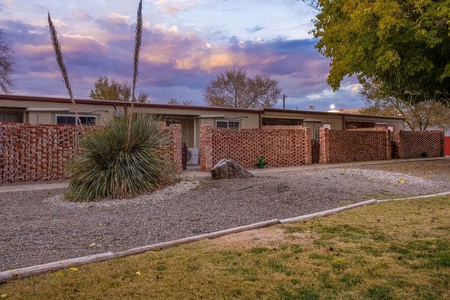 More Photos Of 1800 S Pennsylvania Ave, Roswell Apartments For Sale