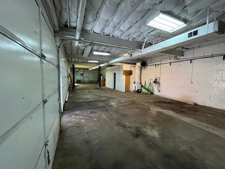 More Photos Of 7235-7241 Calumet Ave, Hammond Freestanding For Sale