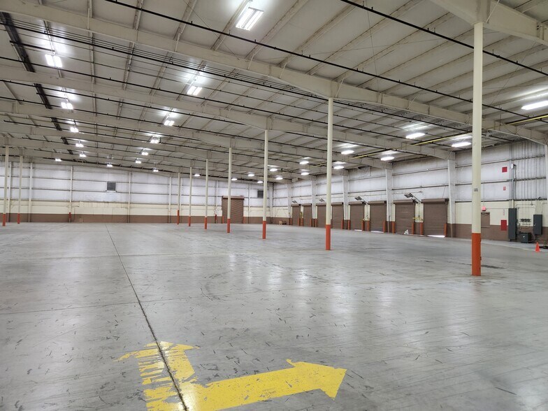 More Photos Of 355 Old Dalton Rd NE, Calhoun Warehouse For Sale