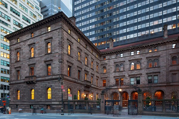 More Photos Of 455 Madison Ave, New York Hotel For Lease