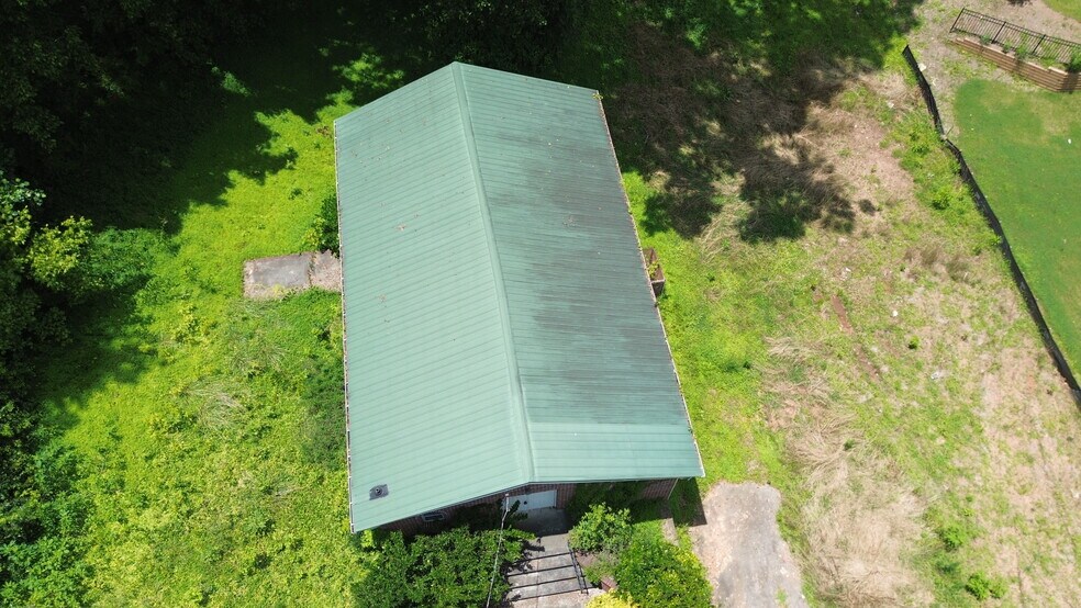 More Photos Of 133 2nd NW St, Atlanta Religious Facility For Lease