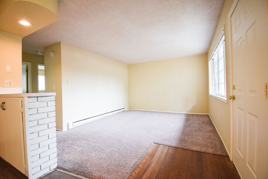 More Photos Of 12870 SW Allen Blvd, Beaverton Apartments For Sale