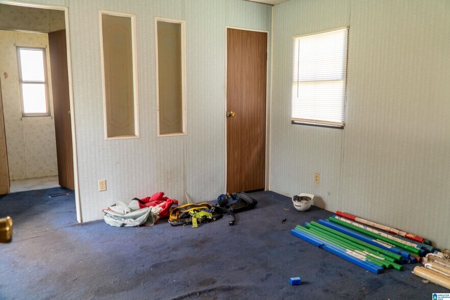 More Photos Of 765 Hart Cir, Warrior Industrial For Sale