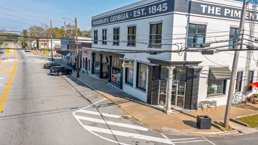More Photos Of 18109 Main St, Woodbury Storefront Retail Office For Sale