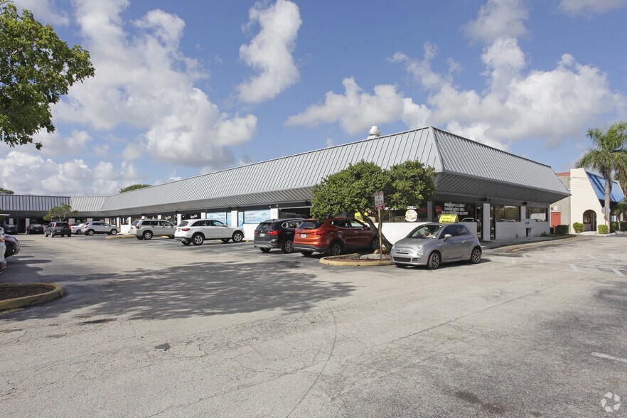 More Photos Of 10130-10188 NW 47th St, Sunrise Light Manufacturing For Sale