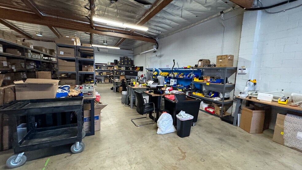 More Photos Of 401-405 W Foothill Blvd, Monrovia Freestanding For Sale