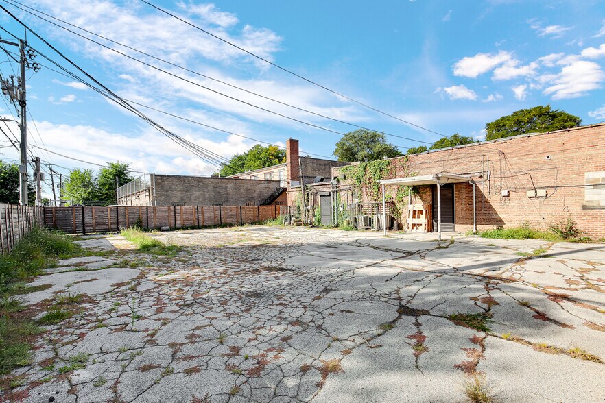 More Photos Of 8801-8805 S Stony Island Ave, Chicago Storefront For Sale